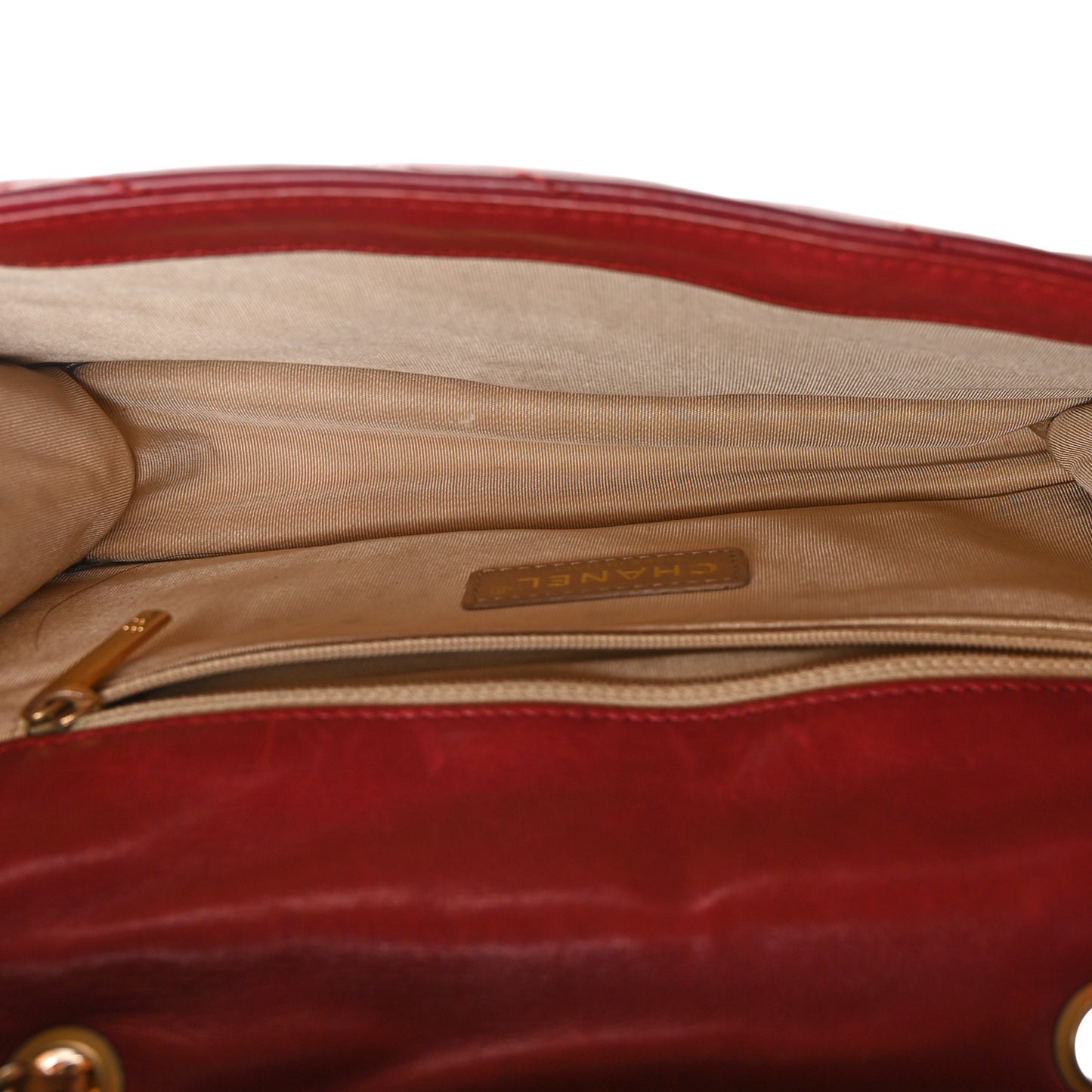 Calfskin Chevron Quilted Gabrielle Flap Red