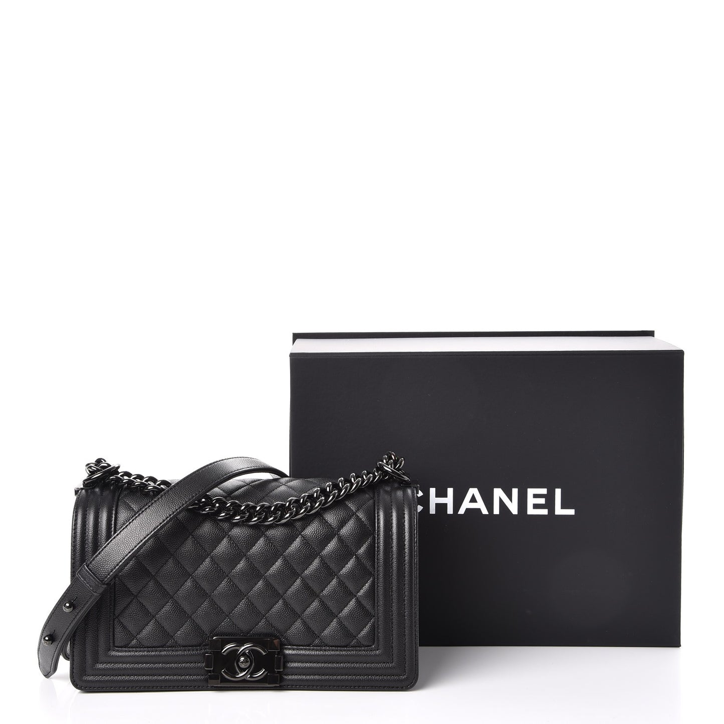 Caviar Quilted Medium Boy Flap So Black