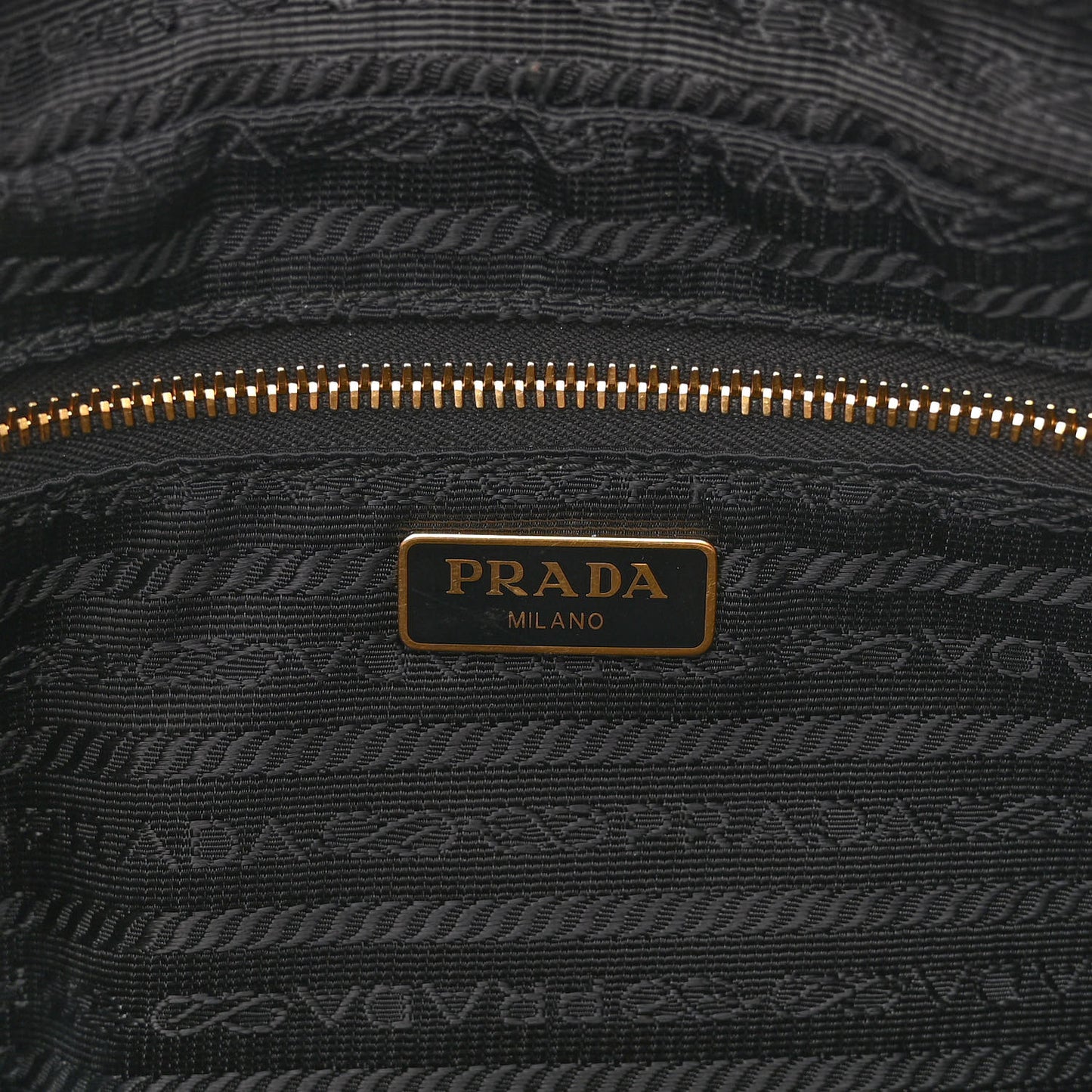Vitello Phenix Camera Bag Cammeo
