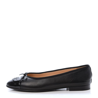Chanel Lambskin Patent Calfskin CC Cap Toe Ballerina Flats 38.5 Black 1 of 9