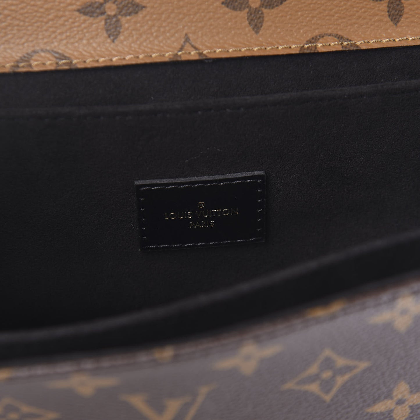 Reverse Monogram Pochette Metis
