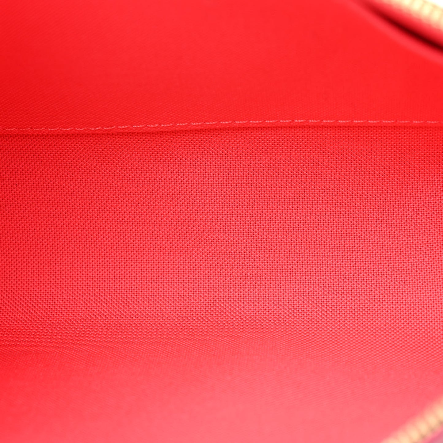 Monogram V Pochette Accessories Grenade