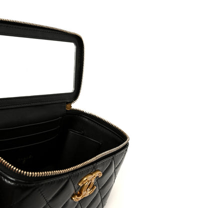 Chanel Shiny Lambskin Quilted CC Links Small Vanity Case With Chain Black 8 of 11