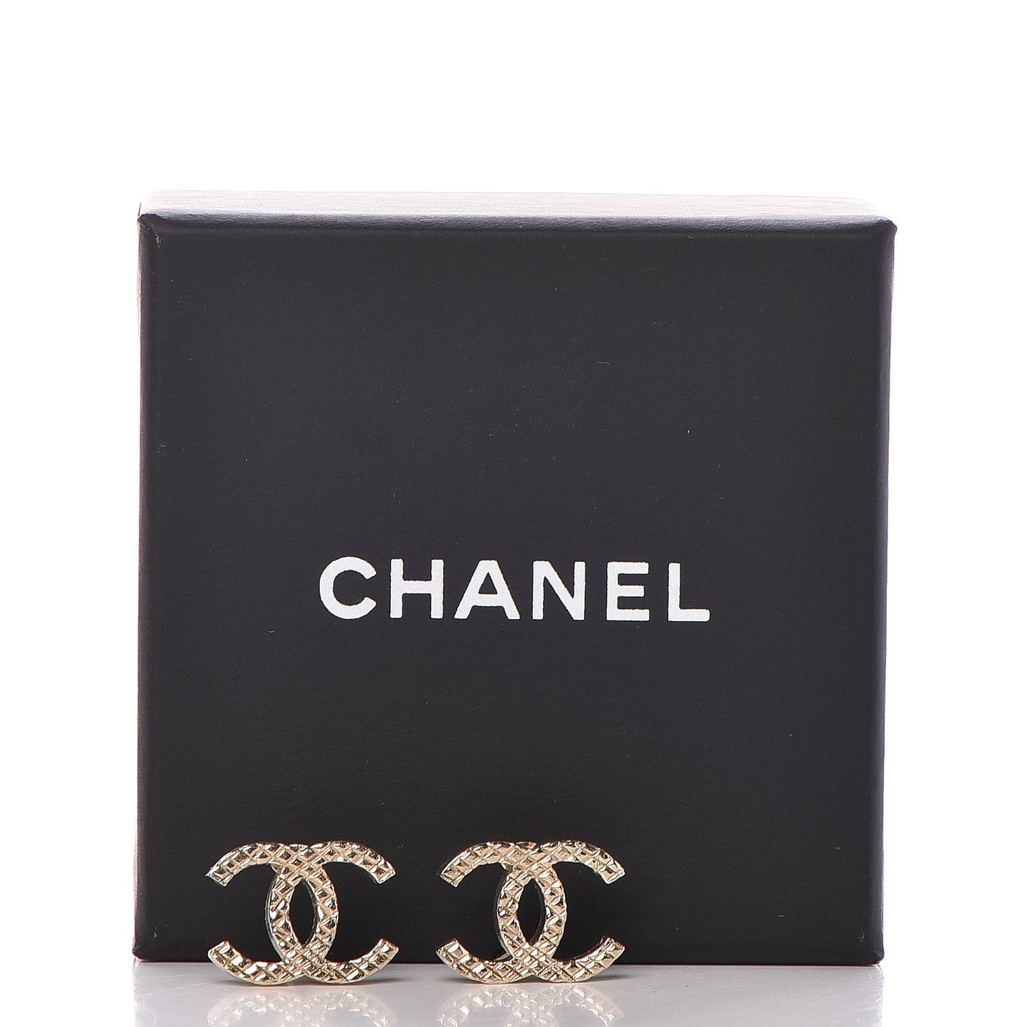 Quilted CC Earrings Gold