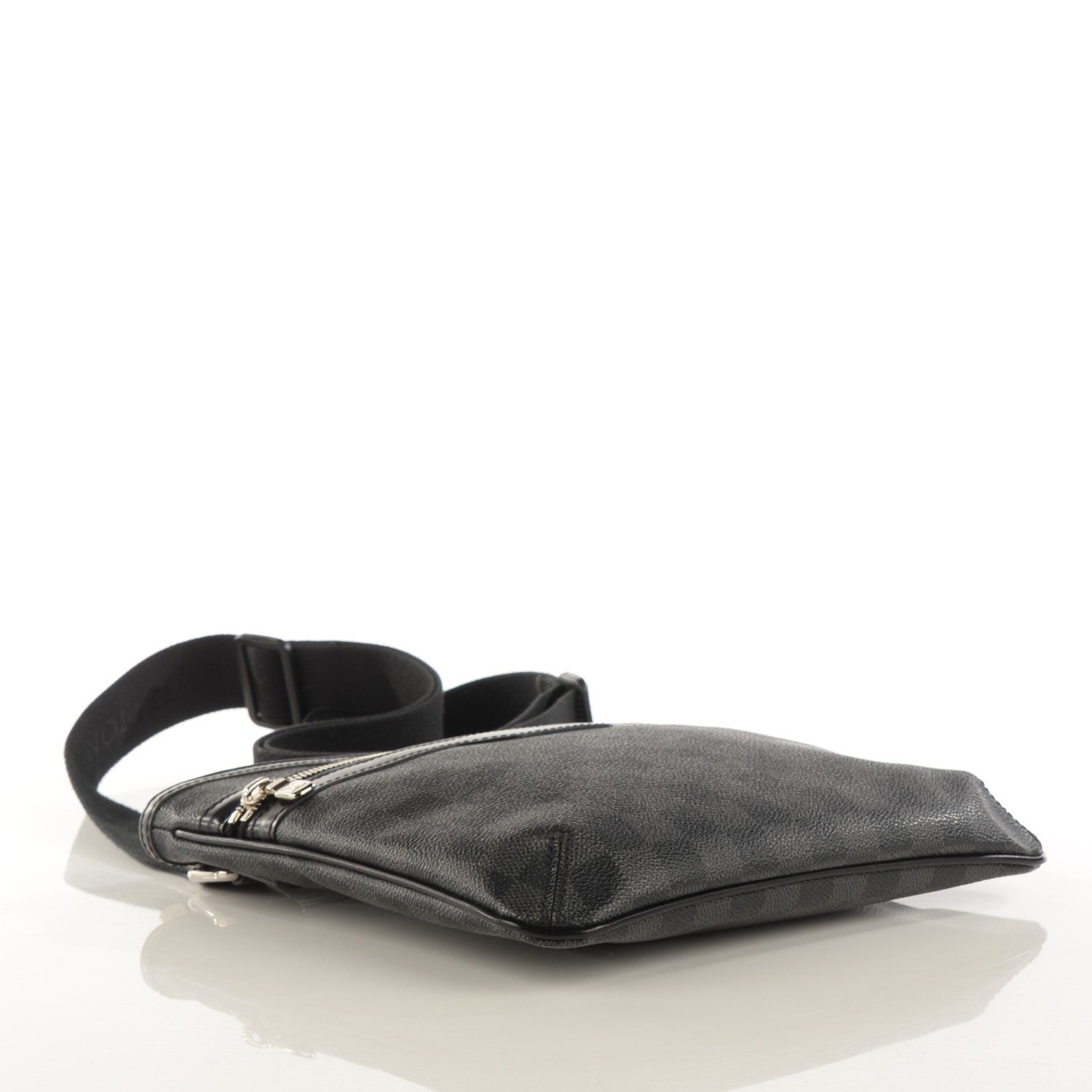 Louis Vuitton Damier Graphite Thomas 4 of 7