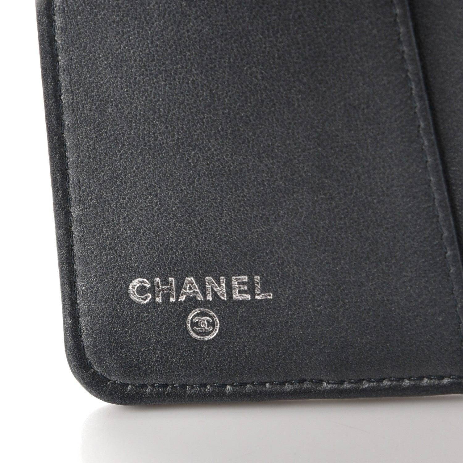 Chanel Stingray Agenda Cover Dark Silver 6 of 10