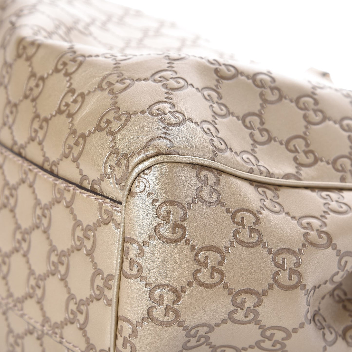 Guccissima Medium Sukey Tote Champagne