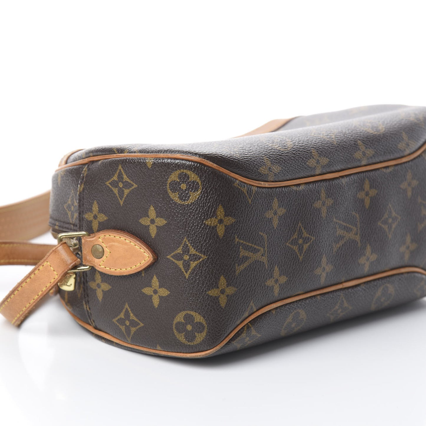 Monogram Blois