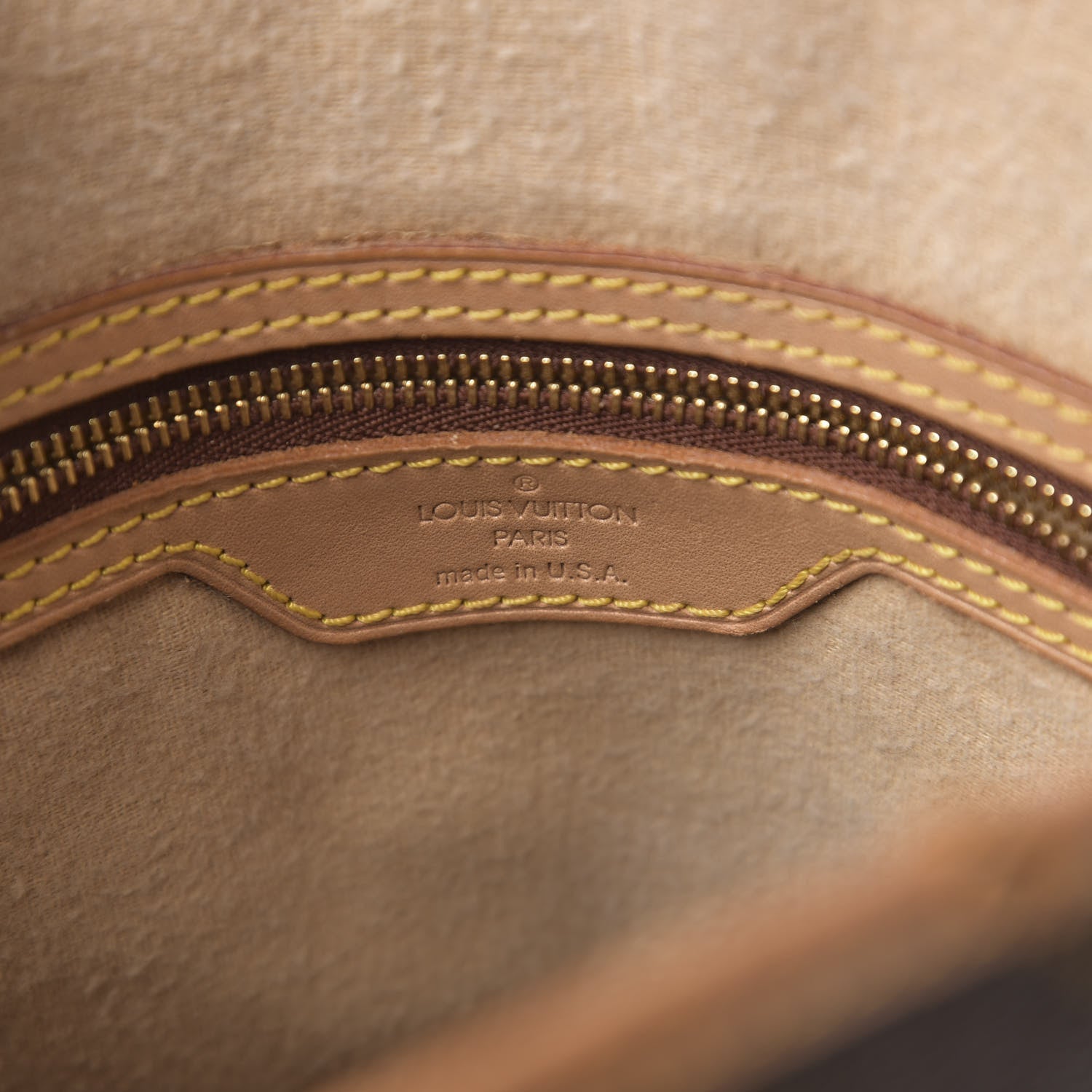 Louis Vuitton Monogram Petit Bucket 23 7 of 19