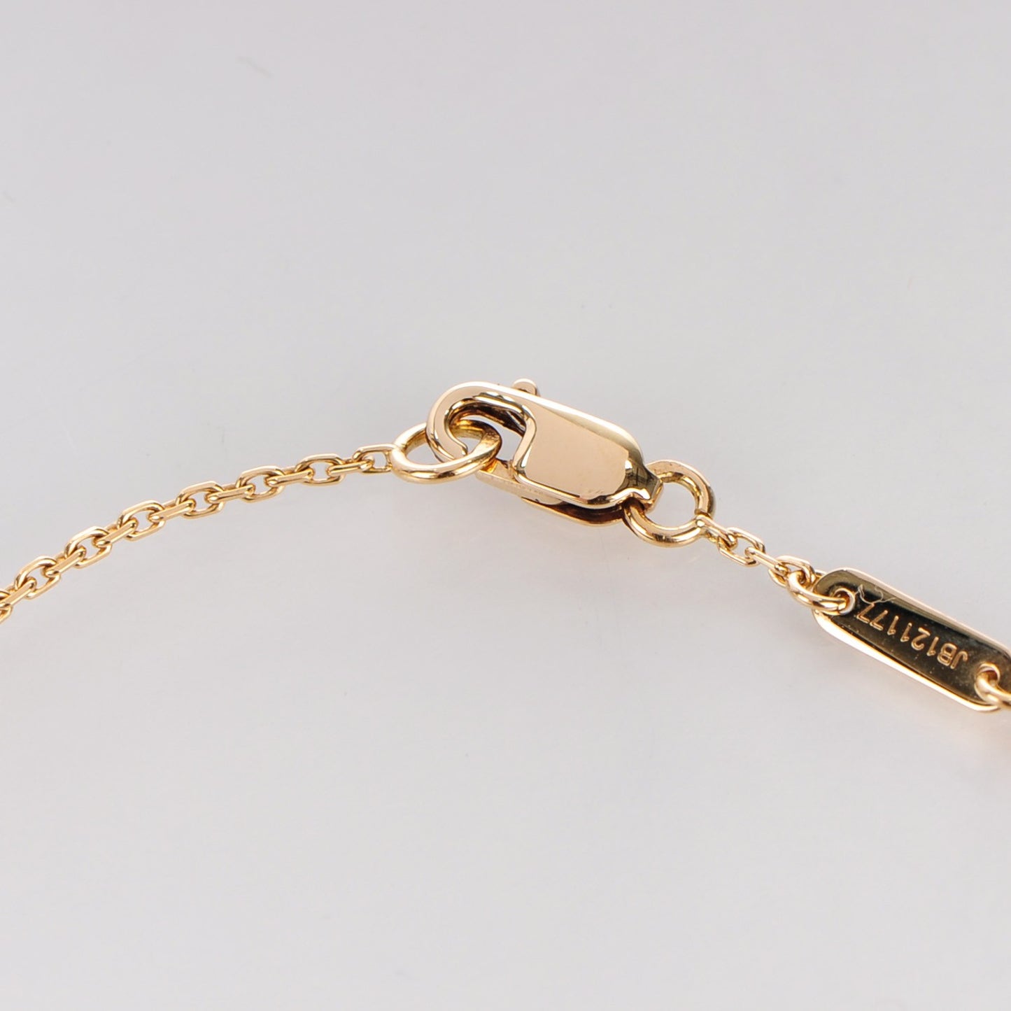 18K Yellow Gold Mother of Pearl Sweet Alhambra Bracelet