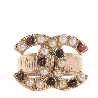 Chanel Pearl CC Ring Gold 6 1 of 4