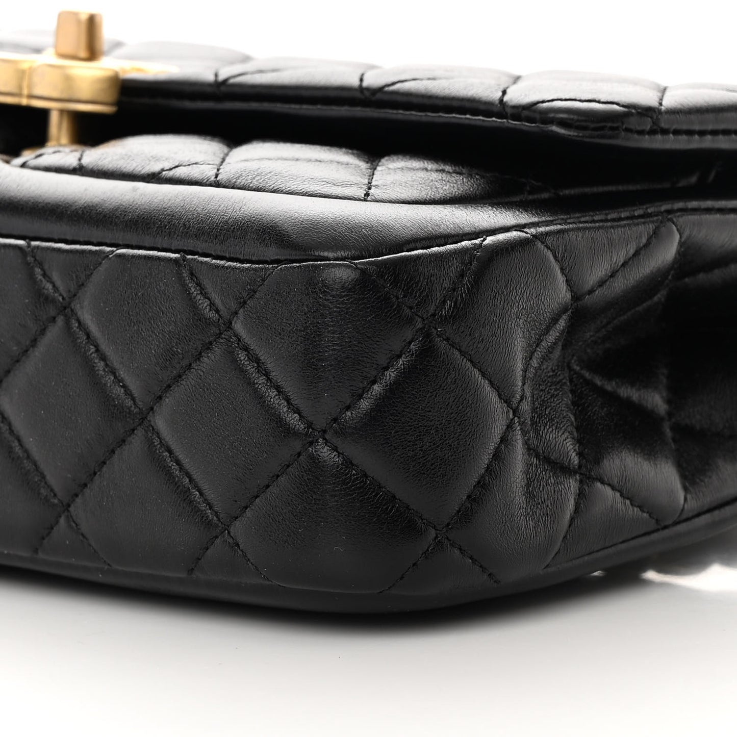 Shiny Lambskin Quilted Small Daily Friend Flap Black