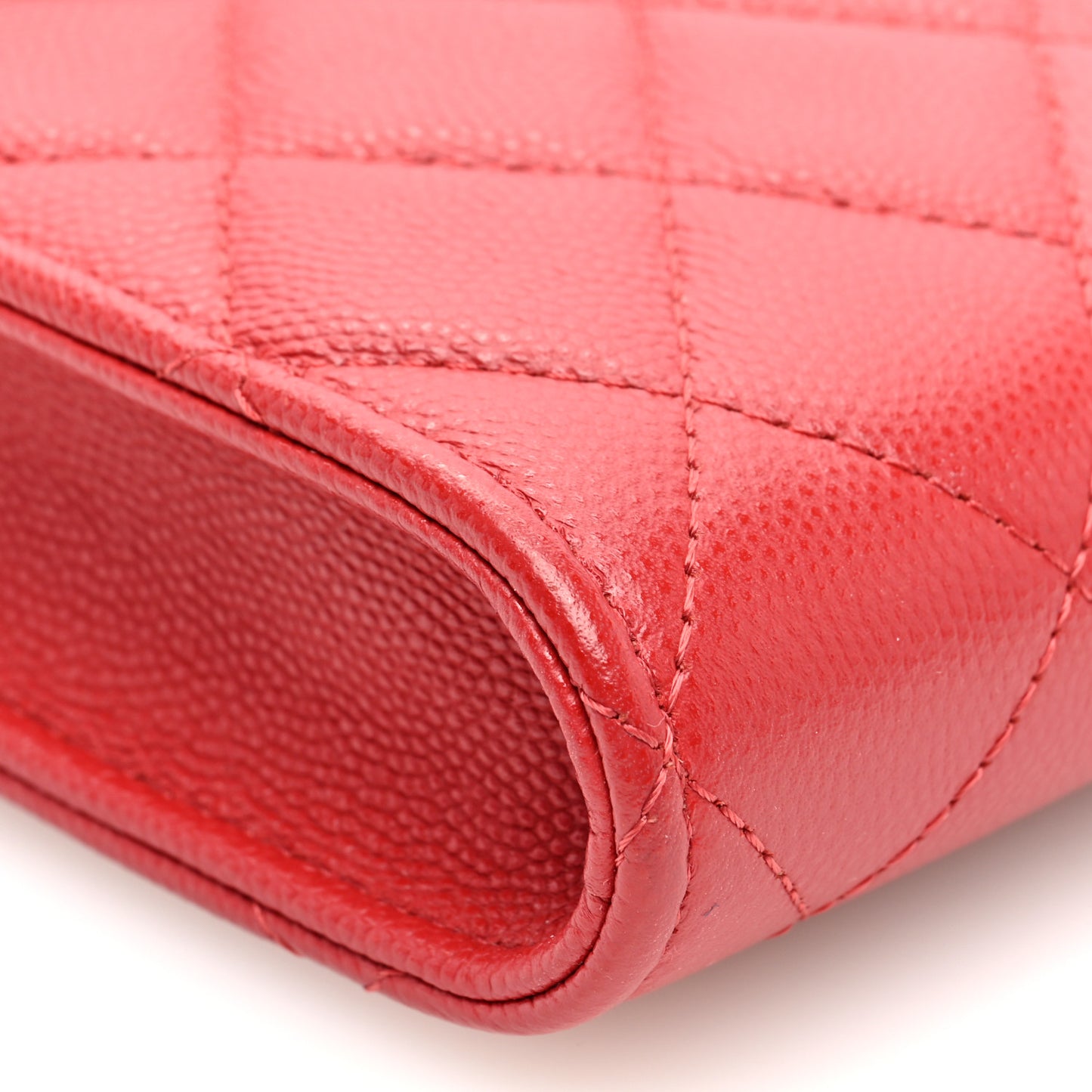 Caviar Quilted Chain Handle Round Phone Holder Red