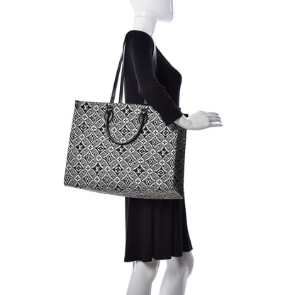 Louis Vuitton Jacquard Since 1854 Onthego GM Grey 2 of 10