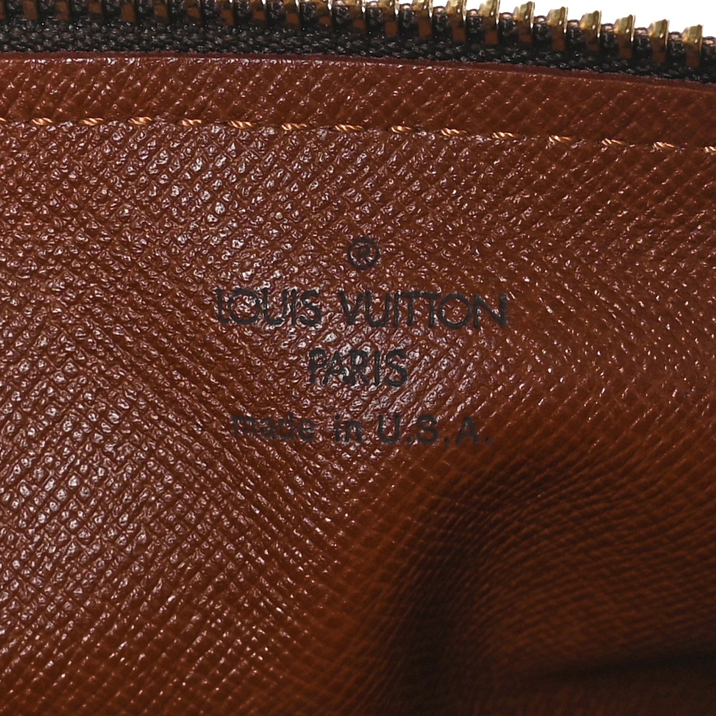 LOUIS VUITTON Monogram Papillon 26