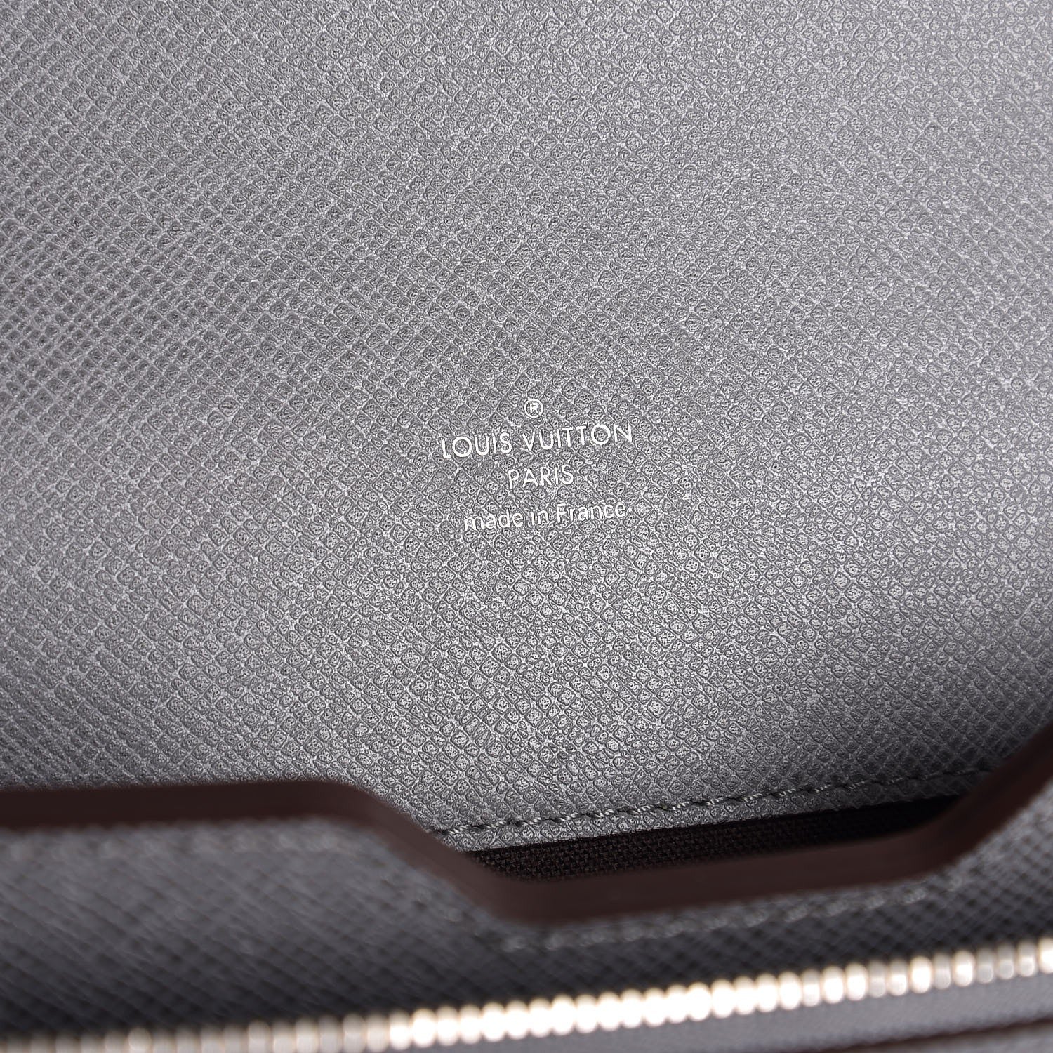 Louis Vuitton Taiga Neo Robusto 2 Compartment Briefcase Glacier 7 of 7