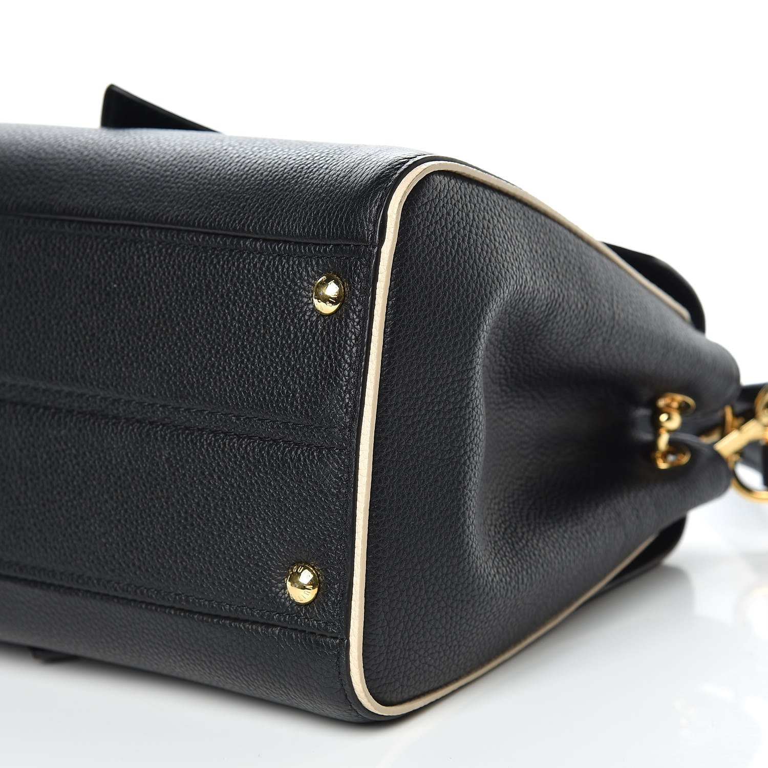Louis Vuitton Monogram Double V Black 8 of 8