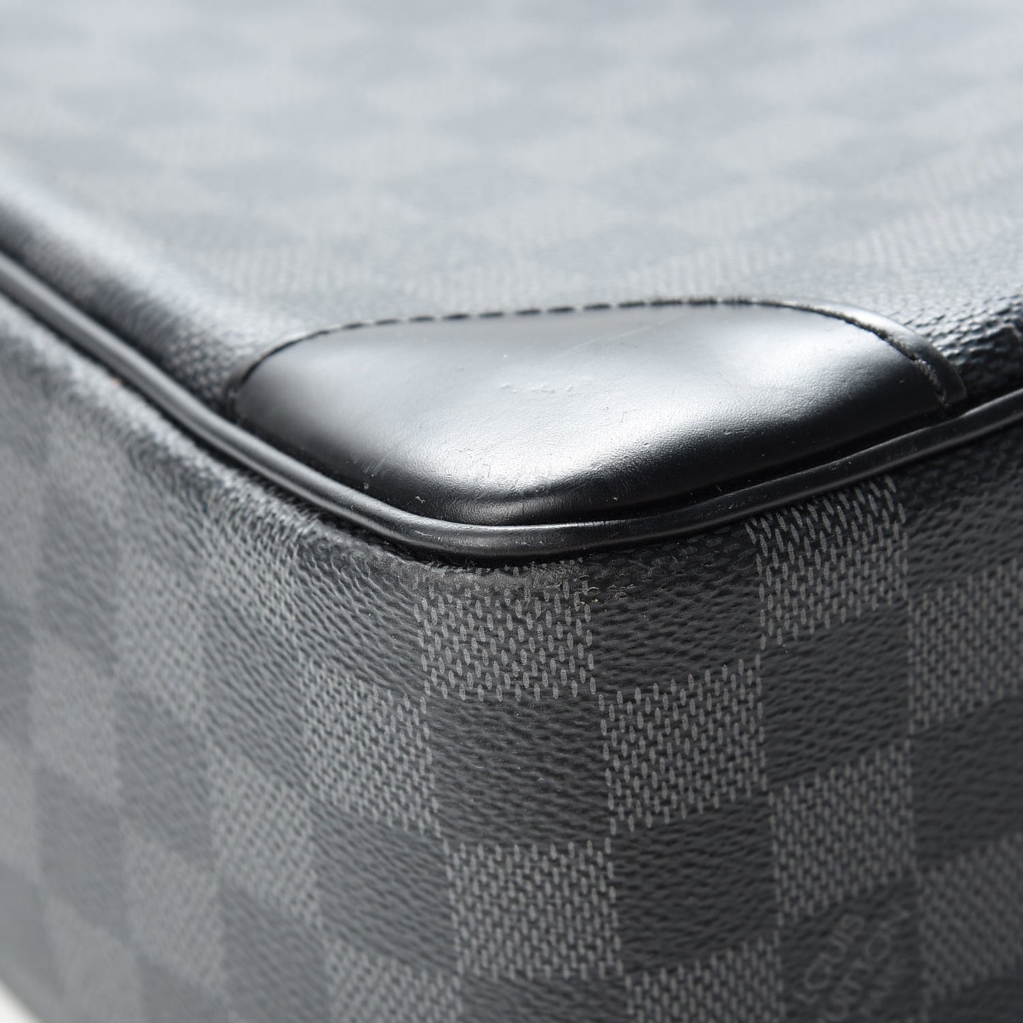 Damier Graphite Porte-Documents Voyage GM