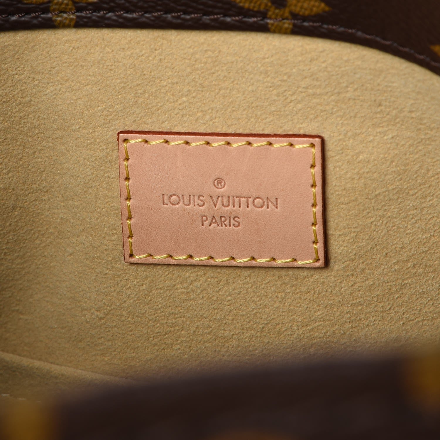 Louis Vuitton Monogram Artsy MM 7 of 10