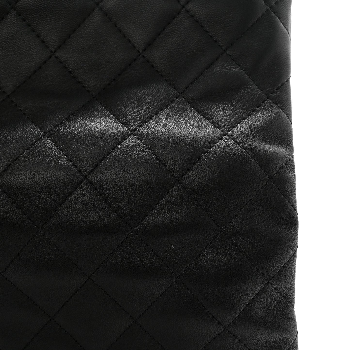 Lambskin Quilted CC Beauty Clutch Black