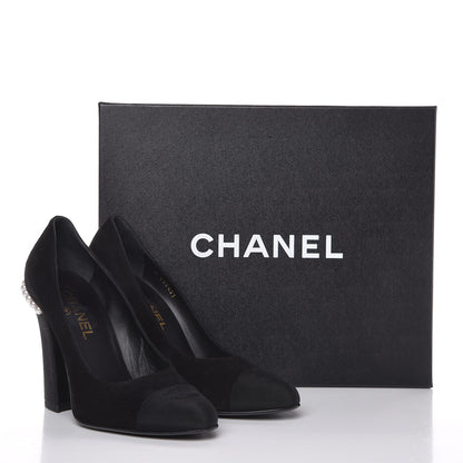 Chanel Suede Grosgrain Pearl CC Cap Toe Pump 38.5 Black 9 of 9