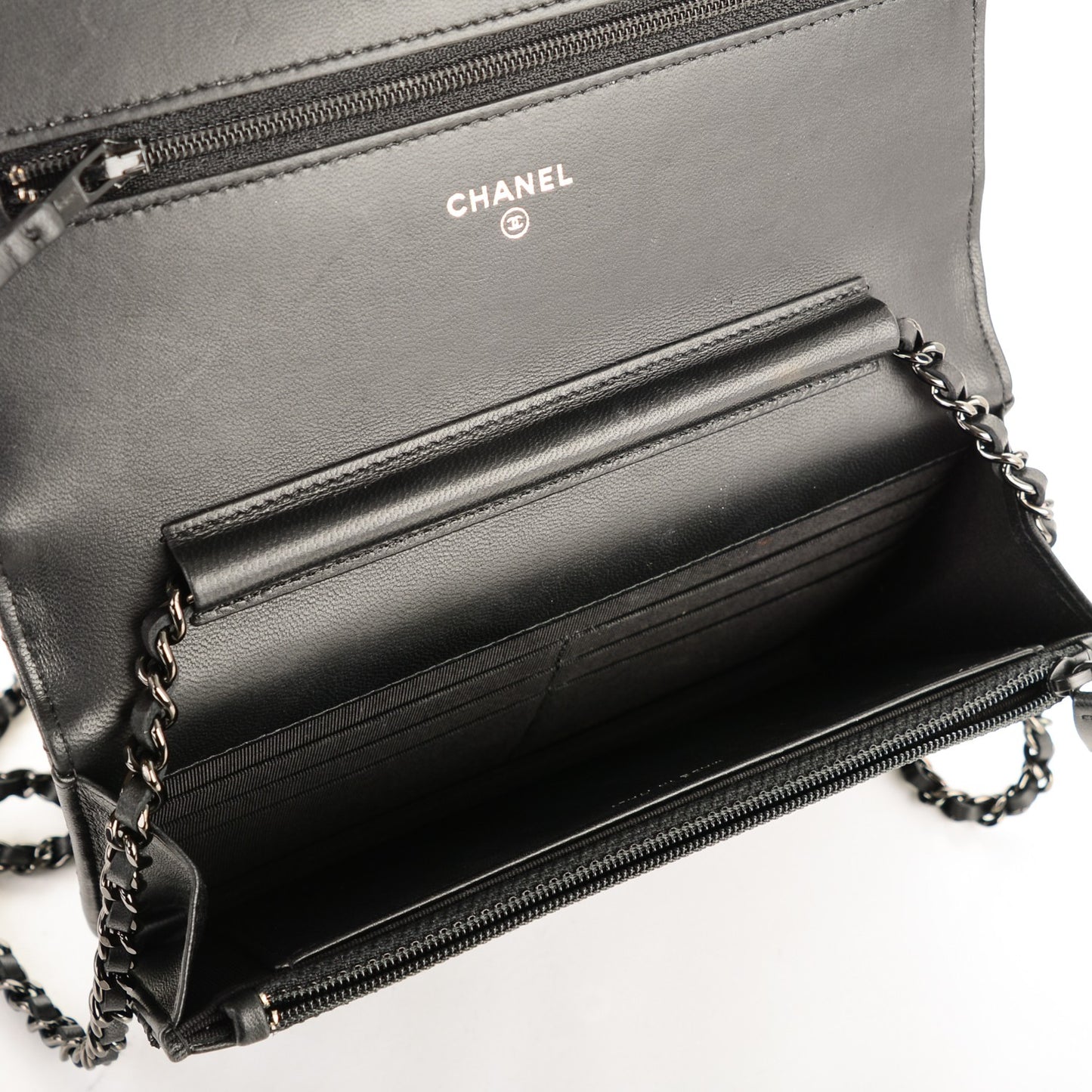 Calfskin Chevron Wallet On Chain WOC So Black