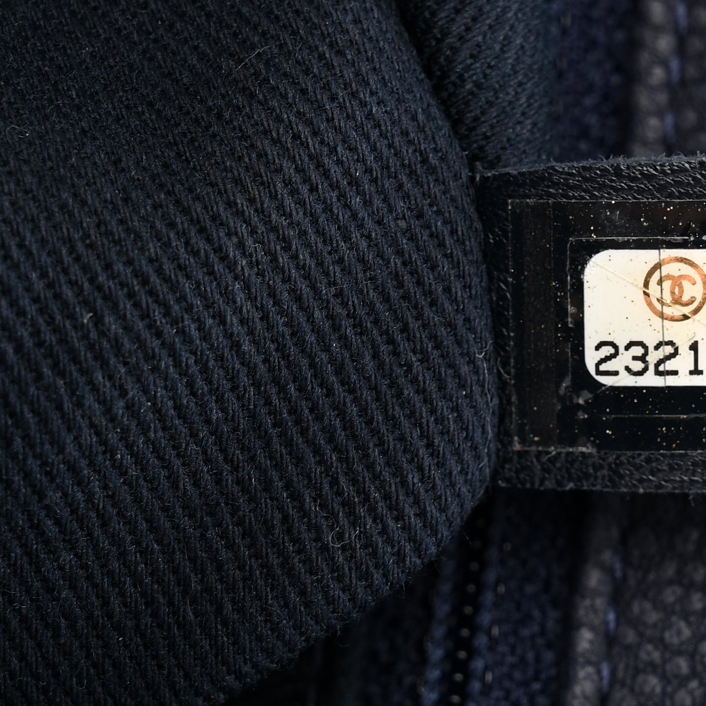 Washed Caviar Quilted Small Square Turn Around Ligne Flap Navy