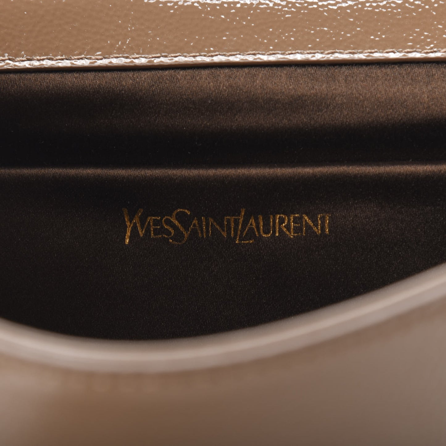 Textured Patent Calfskin Large Belle De Jour Clutch Tobacco