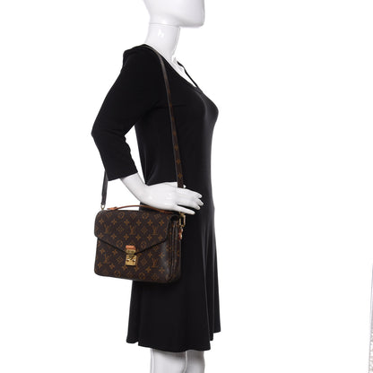 Louis Vuitton Monogram Pochette Metis 2 of 10