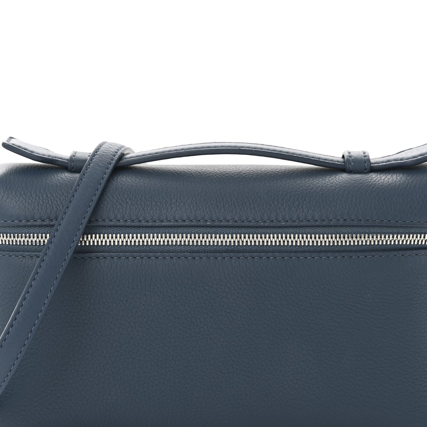 Grained Calfskin L19 Extra Pocket Pouch Cloud Sky