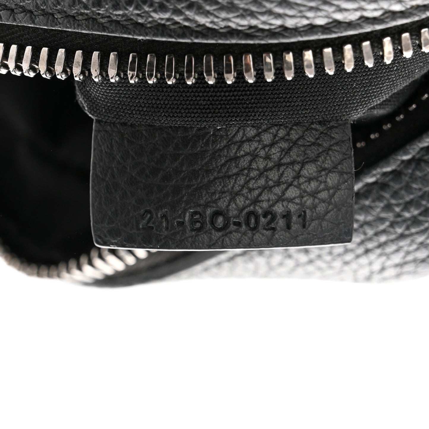 Oblique Messenger Pouch Beige Black