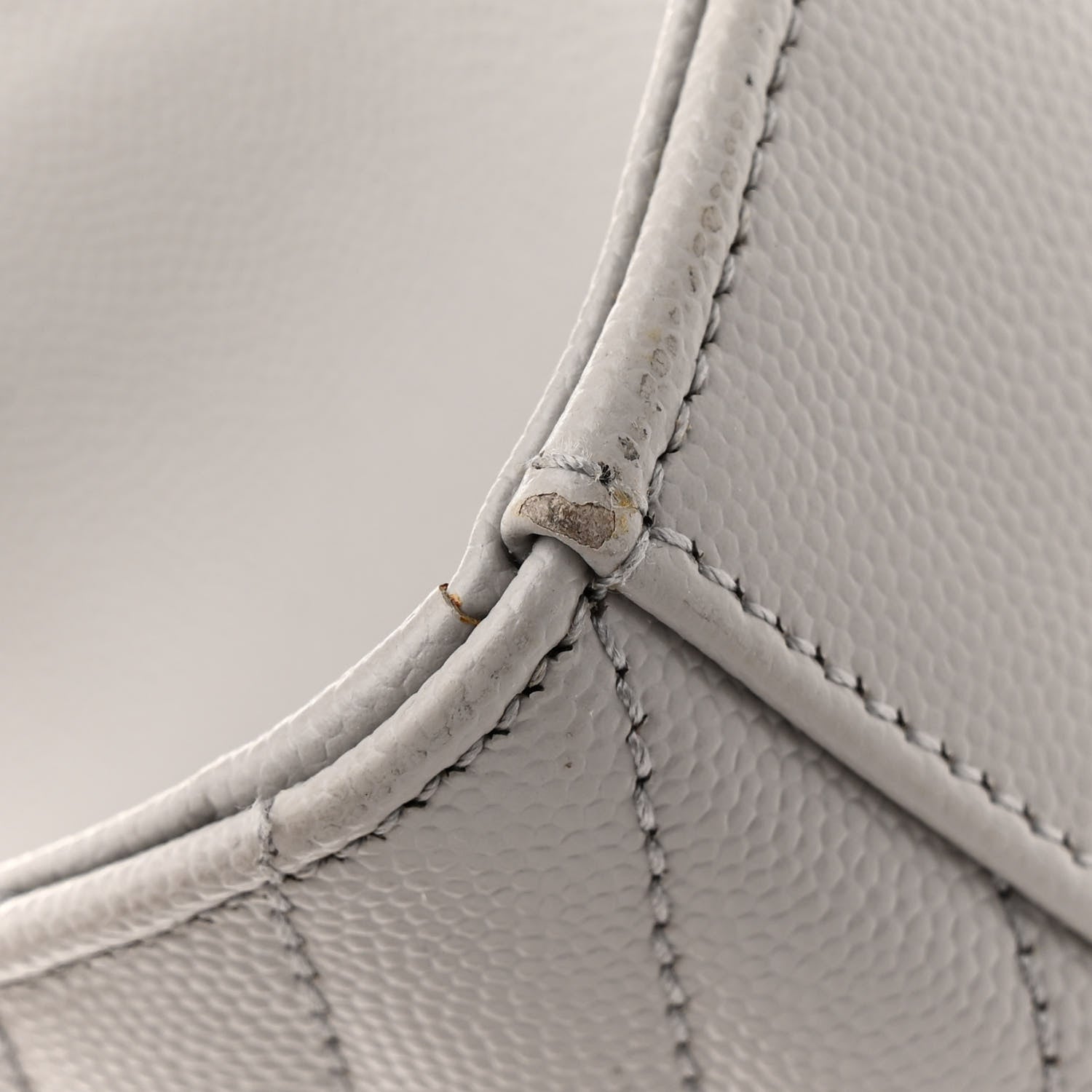 Saint Laurent Grain De Poudre Matelasse Chevron Large Monogram Satchel Light Grey 13 of 13