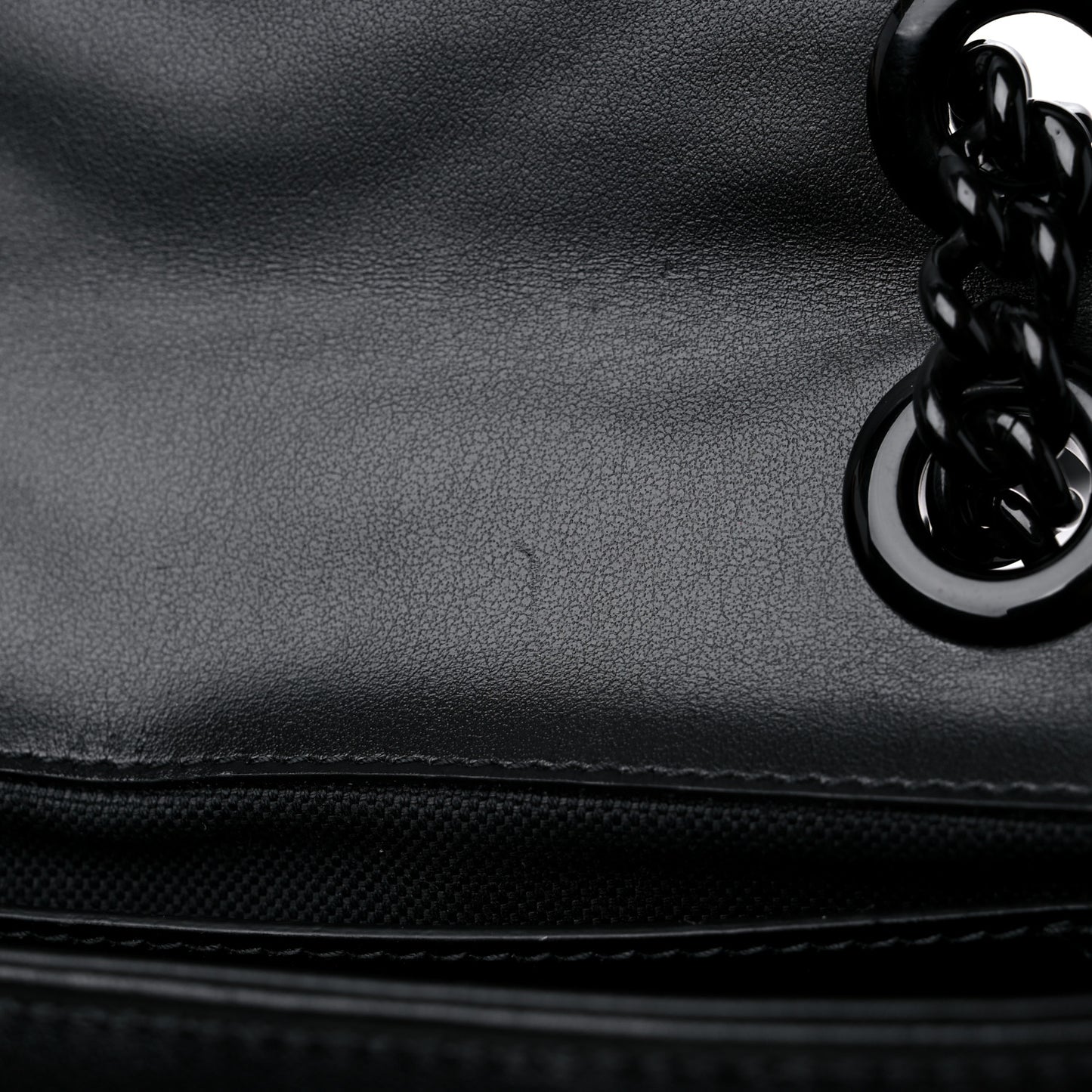 Calfskin Matelasse Monochrome Mini GG Marmont Shoulder Bag Black
