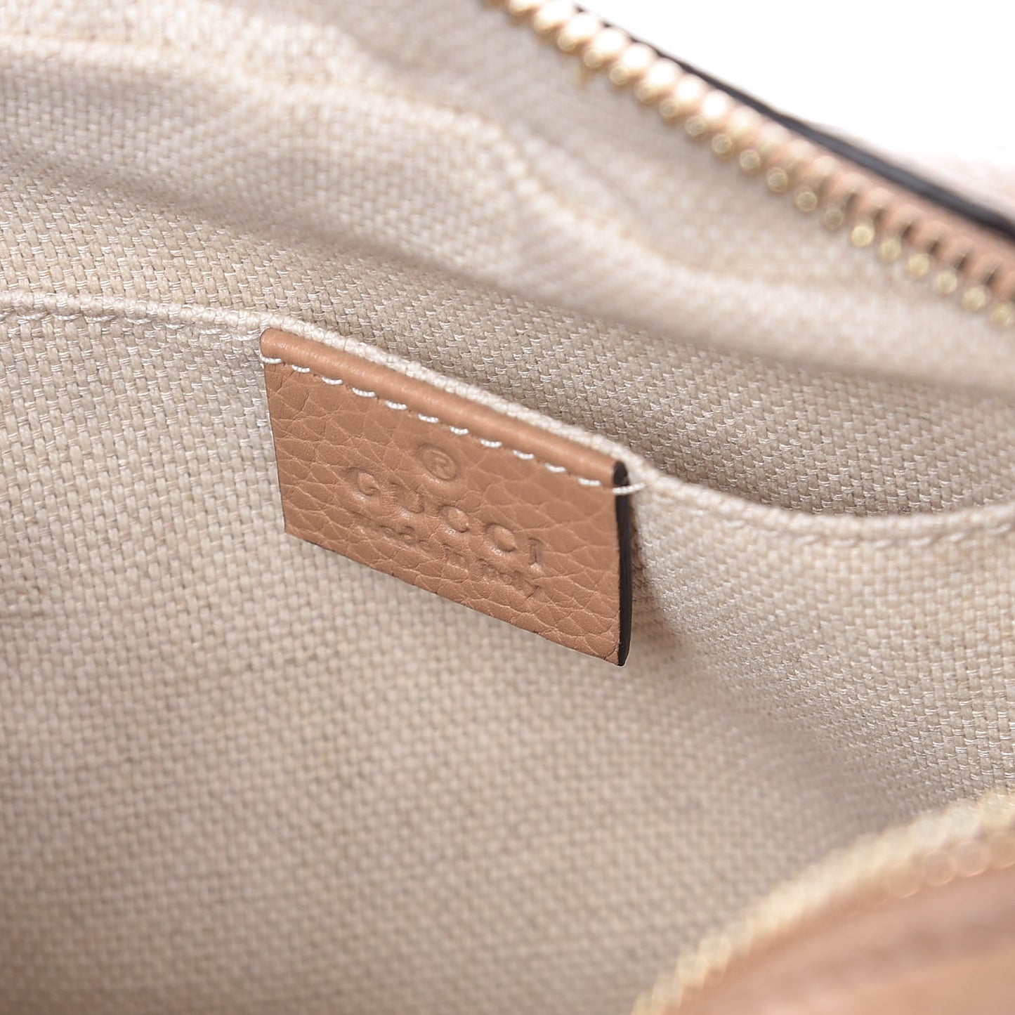 Pebbled Calfskin Small Soho Disco Bag Camelia