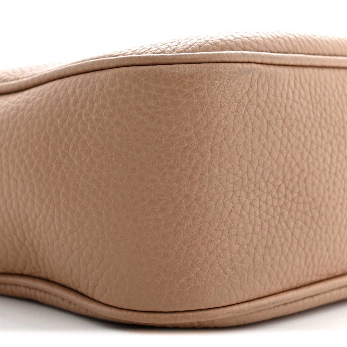 Gucci Pebbled Calfskin Small Soho Disco Bag Camelia 9 of 12
