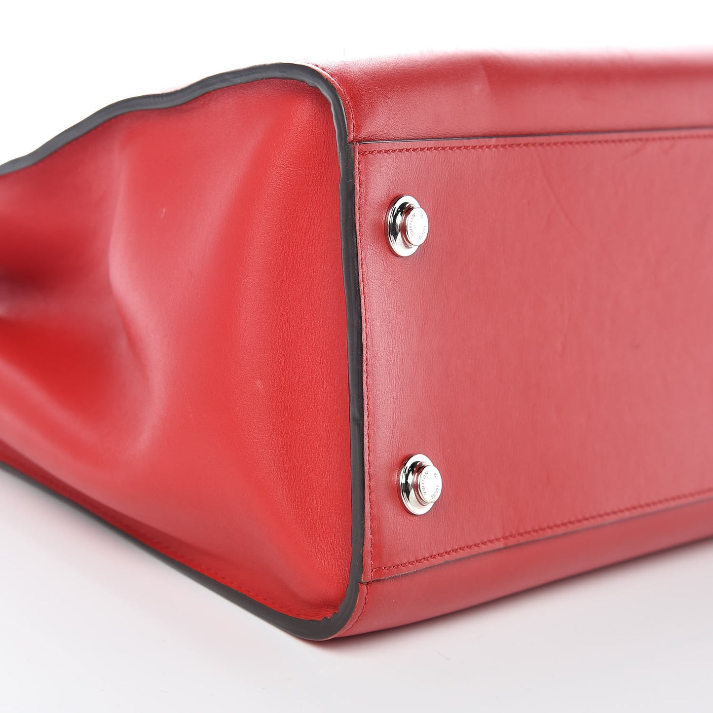 Veau Satin City Steamer MM Rubis