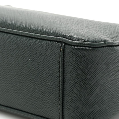 Prada Saffiano Lux Re-Edition 2005 Shoulder Bag Smeraldo 11 of 12