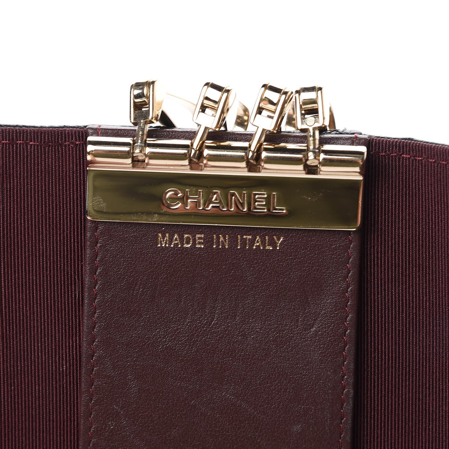 Caviar Quilted Classic 4 Key Holder Wallet Black
