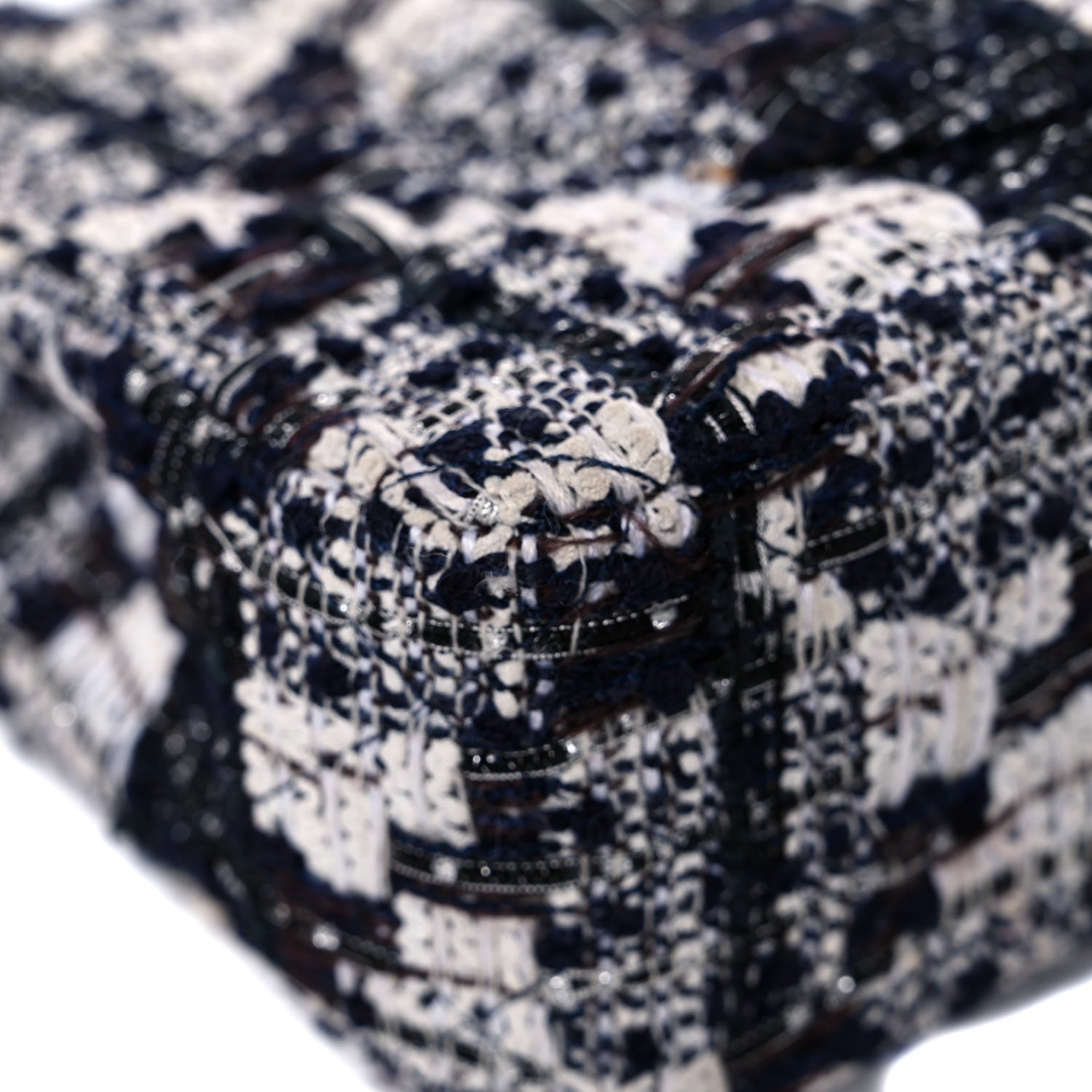 Chanel Tweed Quilted Flap Navy White 24 of 27