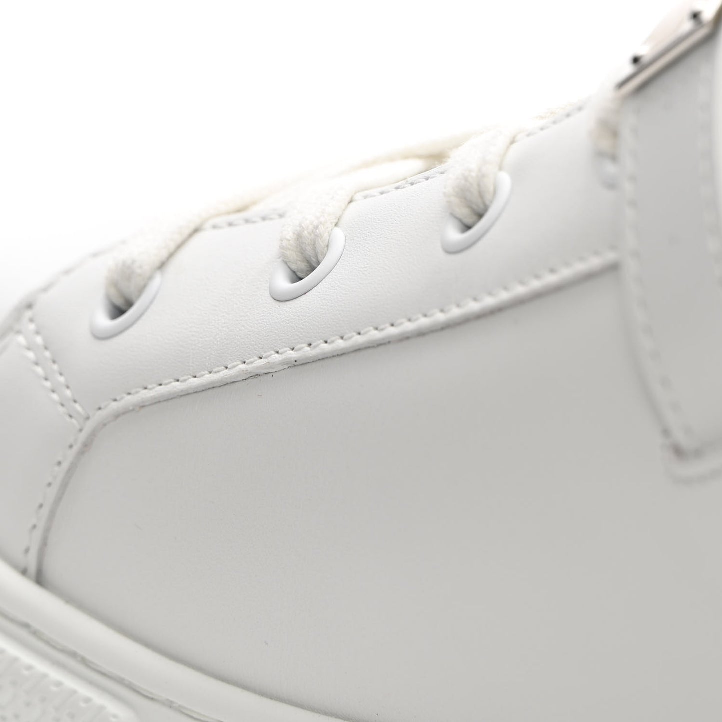 Calfskin Mens Daydream Sneakers 42 White