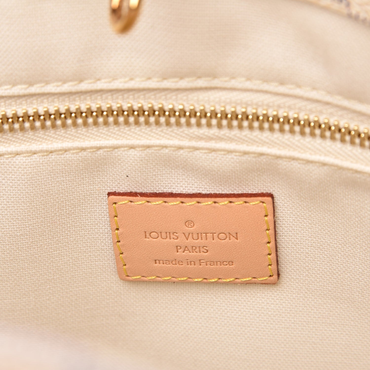 Louis Vuitton Damier Azur Cabas Adventure MM 6 of 7