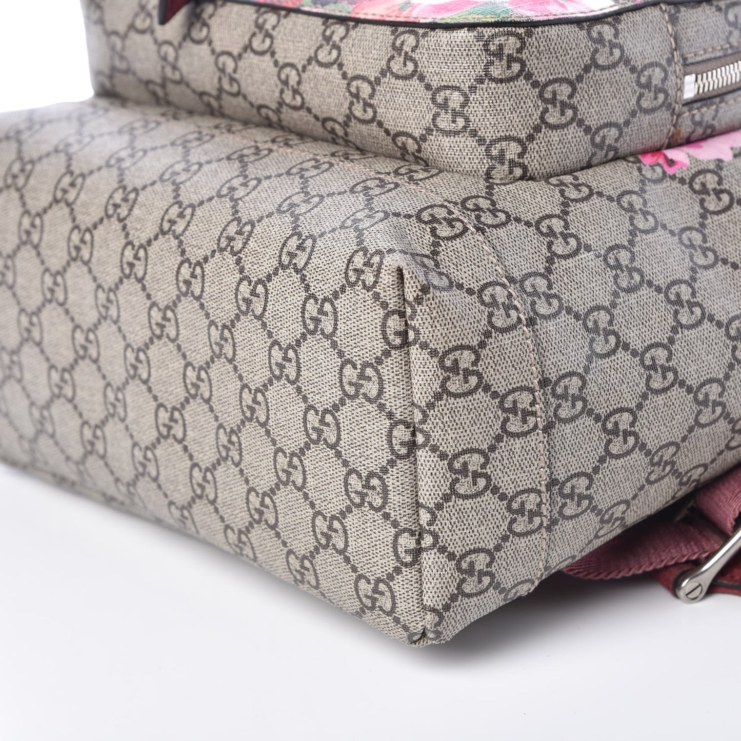 GG Supreme Monogram Blooms Medium Single Buckle Backpack Beige Multicolor Dry Rose