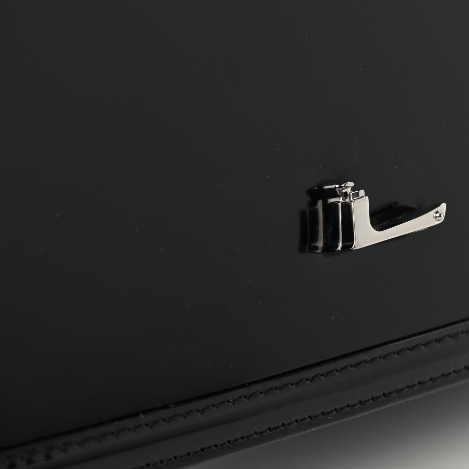 Saint Laurent Patent Calfskin Monogram Medium Solferino Satchel Black 10 of 11