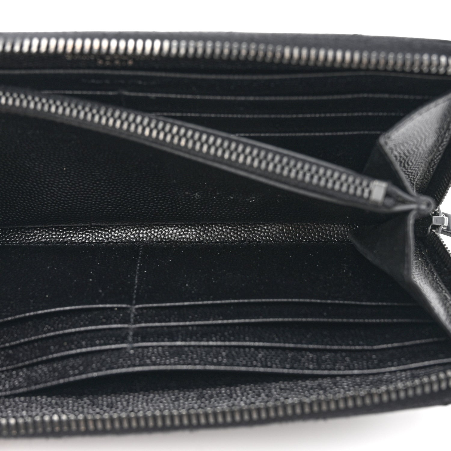 Saint Laurent Grain De Poudre Matelasse Chevron Monogram Monochrome Zip Around Wallet Black 6 of 12