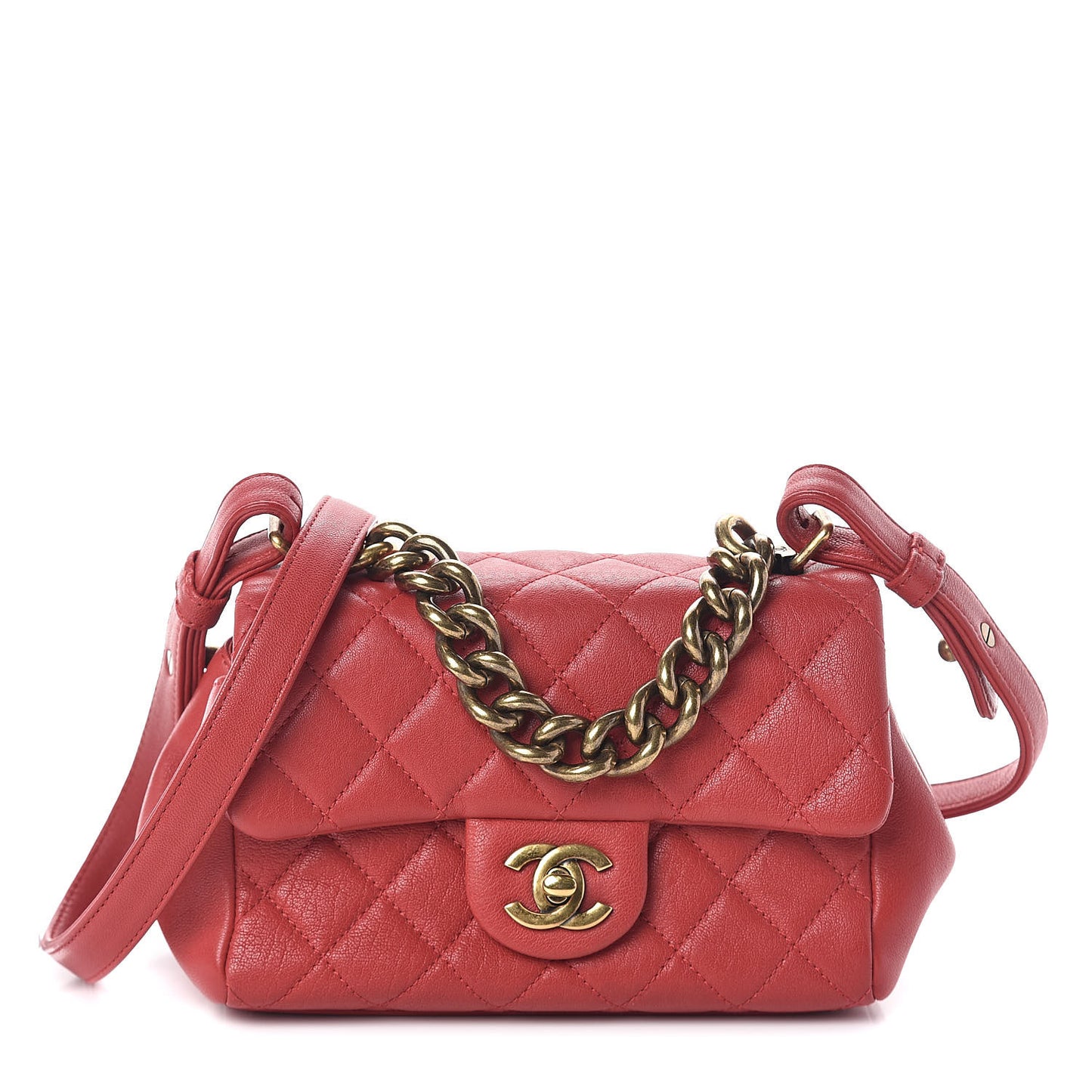 Shiny Sheepskin Quilted Mini Trapezio Flap Red