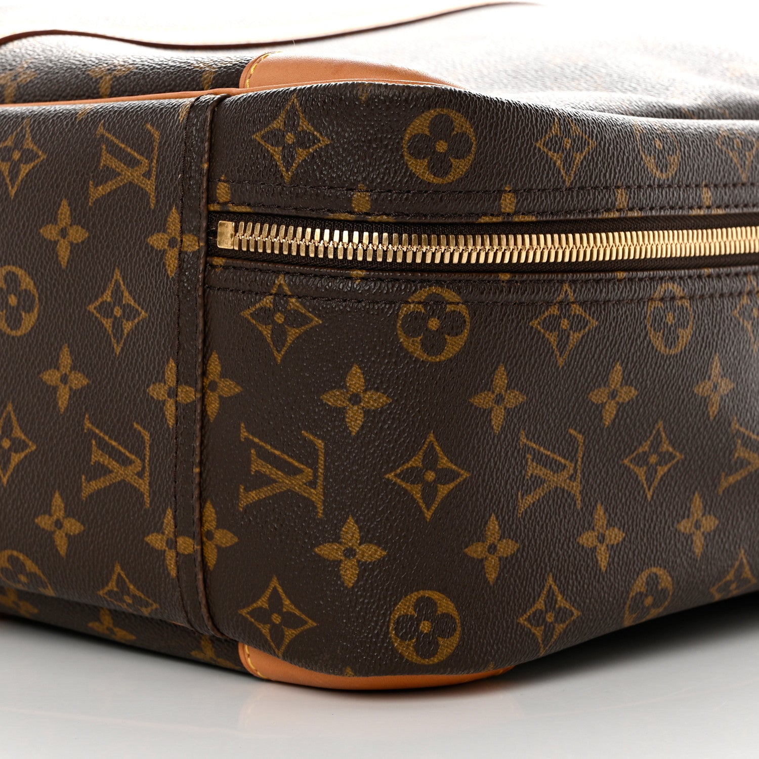 Louis Vuitton Monogram Sirius 50 9 of 14