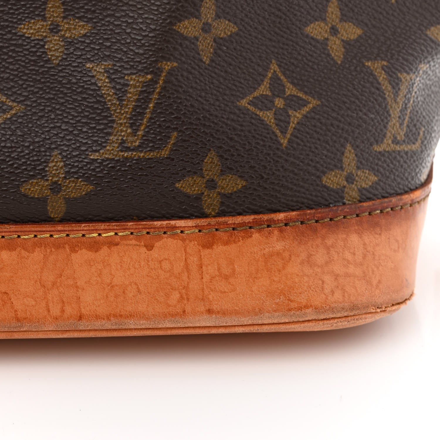 Louis Vuitton Monogram Alma PM 14 of 20