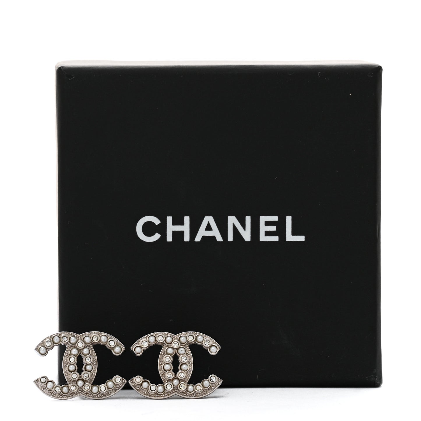 Crystal Pearl CC Earrings Silver