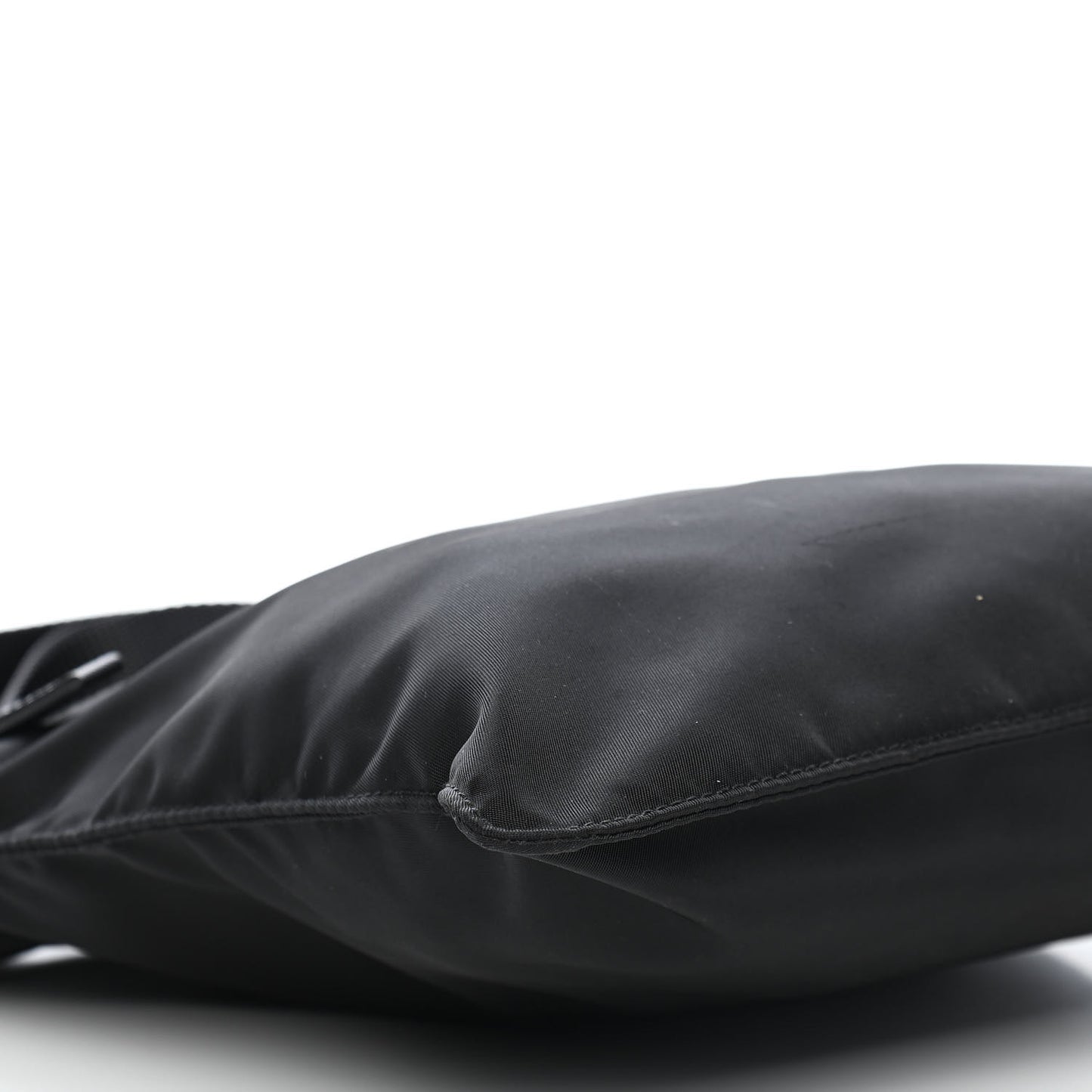 Nylon Flat Messenger Bag Black