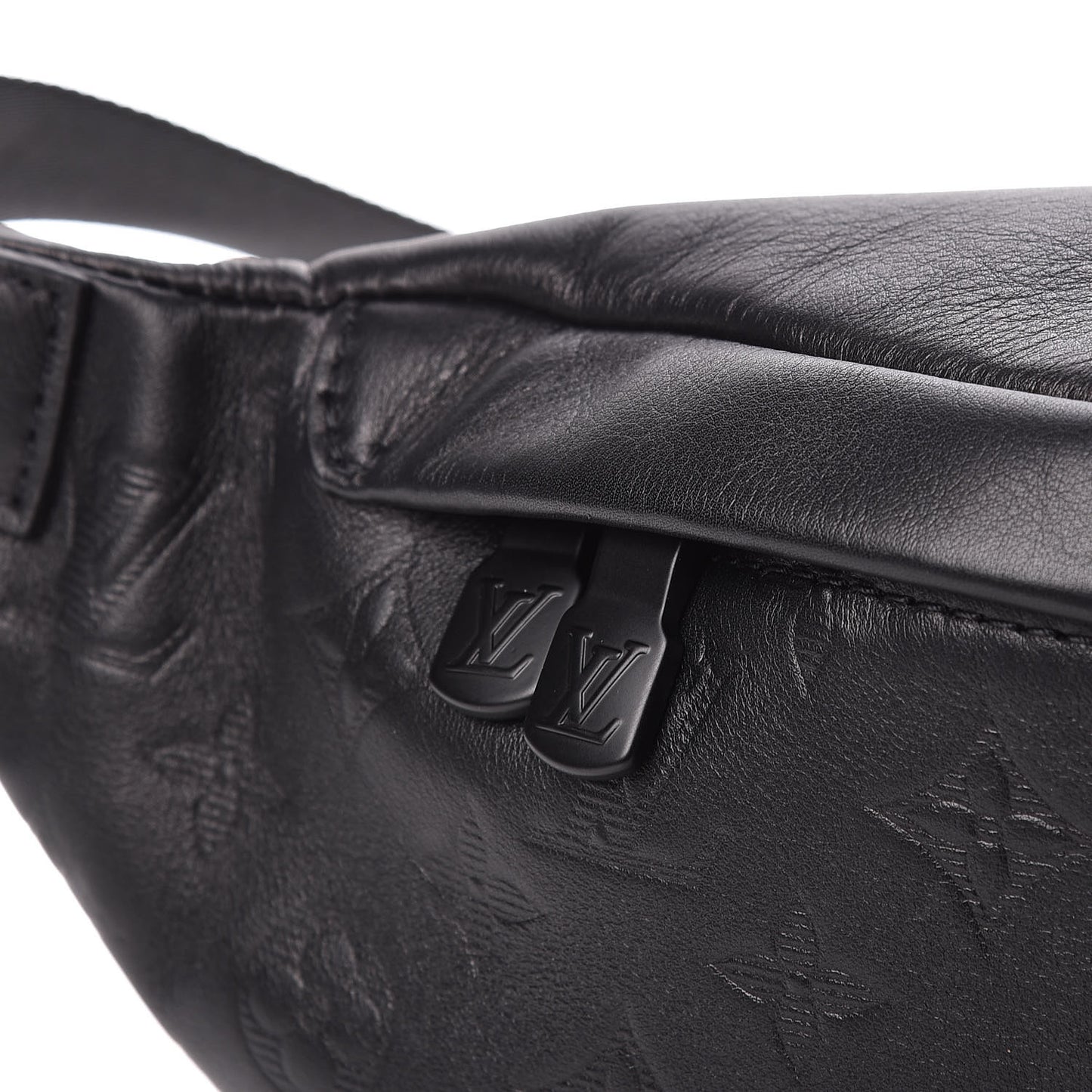 Calfskin Monogram Shadow Discovery Bumbag Black